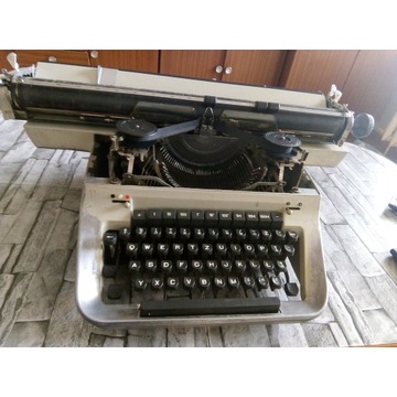 Sprzedam starą maszynę do pisania
