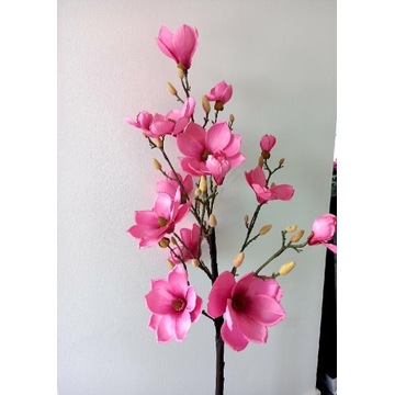 Sztuczna magnolia w doniczce wysoka duża różowa