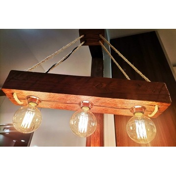 Lampa sufitowa drewniana z belki
