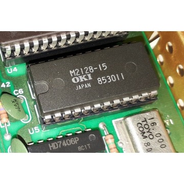 Układ pamieć RAM 2kB OKI M2128-15 1541 Commodore 