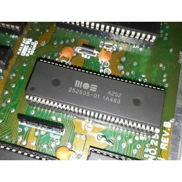 Układ Super PLA MOS 252535-01 Commodore C64 podsta