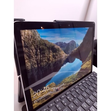 Tablet laptop Microsoft Surface Go 2 - zestaw 