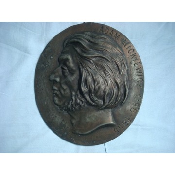 Medalion Adam Mickiewicz