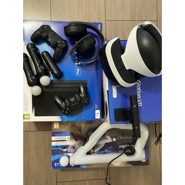 PS4 Pro z VR i wieloma akcesoriami 