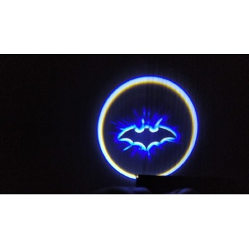 2x Projektor LED samochodowy na drzwi Batman