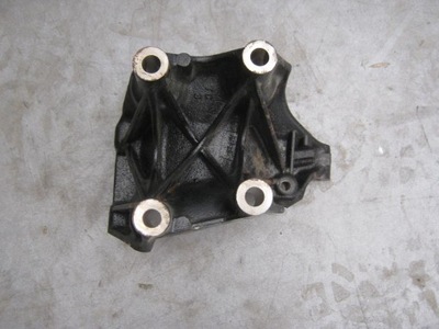 Audi q5 8r кронштейн кронштейн 04l131158c фото №1