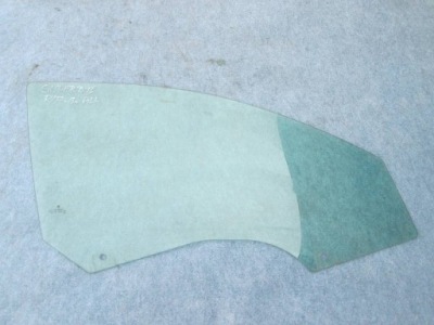 Стекло дверь skoda superb ii 2008r. правая передняя фото №1