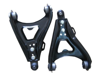 Рычаг передний renault megane 1996-2002 новый фото №1