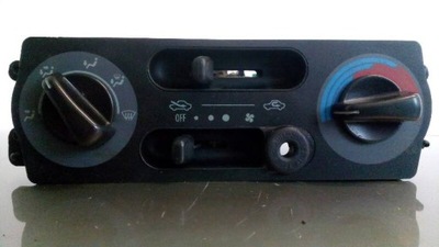 Панель обдув daihatsu sirion фото №1