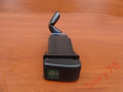 Daihatsu rocky 98r переключатель выключатель кнопка фото №1