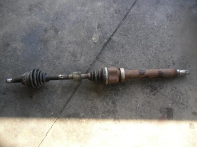 Ford fiesta mk7 привідний вал права 1.6 tdci 8v51-3b436-hc фото №1