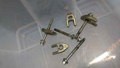 Кронштейн форсунок koleos 2.0 dci kpl. 4 szt. фото №1