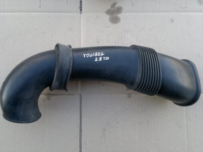 Труба воздуха 7l6129752a vw touareg 2.5 tdi 02-06 фото №1