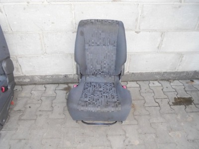 SEAT SEAT RIGHT SECOND ROW TOYOTA PREVIA  