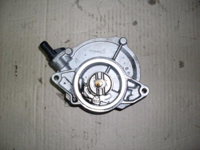 AUDI VW SIURBLYS VAKKUMO VACUM 057145100AG 