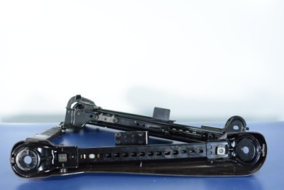 Grand cherokee wk2 напрямні сидіння lewego kpl фото №1