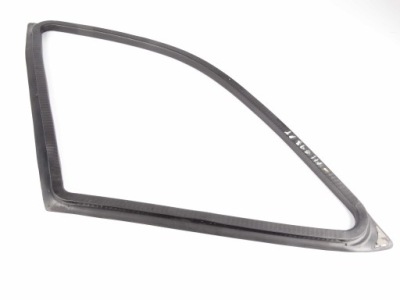 Mercedes ml w163 прокладка скло правий задня фото №1