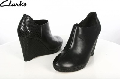 clarks comet ice