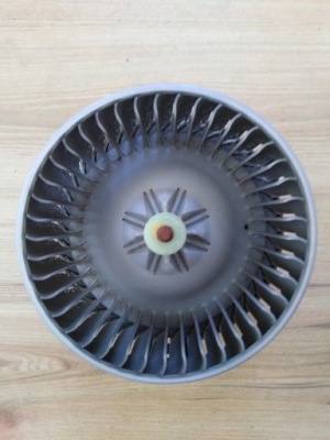 Toyota rav4 воздуходувка отопителя 586 фото №1