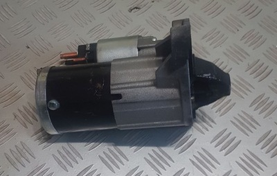 Trafic iii vivaro 1,6 стартер 233009590r фото №1