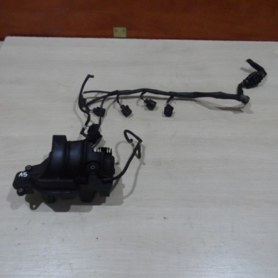 Клапан датчик вакуумa 037906283 audi a5 s5 фото №1