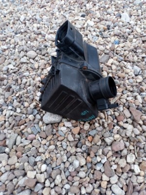 Fabia ii lift 1.6 tdi корпус фильтра воздуха фото №1