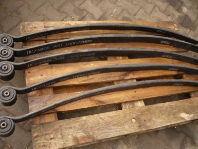 Ресора задня mercedes sprinter 9063201806 фото №1