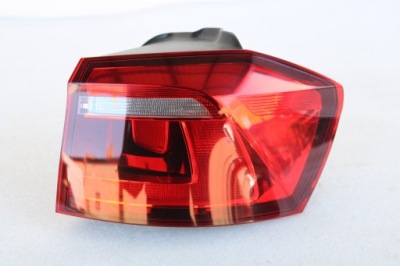 Vw golf vii sportsvan лампа права задня 510945096l фото №1