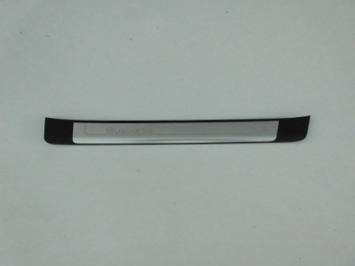 Молдинг порог octavia iii business правая передняя фото №1