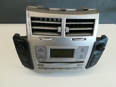 Радио заводской 86120-0d210 toyota yaris ii фото №1