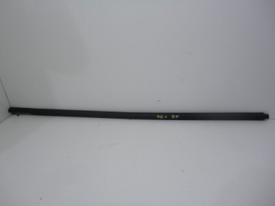 Kia picanto ii молдинг уплотнитель правый перед 11- фото №1