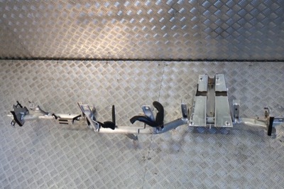 Шток pod консоль балка консолі mercedes sls w197 фото №1