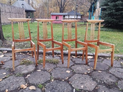 4 Krzesła - polski Design proj. Zieliński