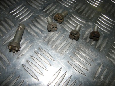 Болти zabezpieczjace колеса megane ii scenic ключ фото №1