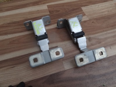 Dacia dokker 2013 петли дверь правый задняя комплект фото №1