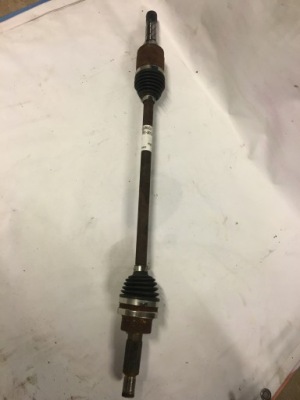 Kuga mk2 рестайлінг  4x4 привідний вал задні cv61-4k138-ad фото №1