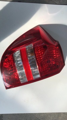 Kia ceed 2007 - лампа задняя левая kombi фото №1