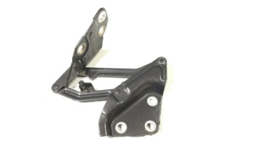 Vw touareg петля капот левый 7l6823301a фото №1