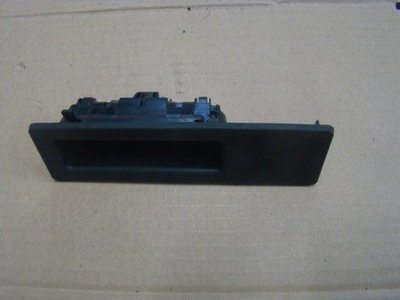 Bmw x1 f48 кнопка кришки фото №1