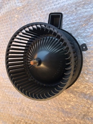 Audi a4 b9 вентилятор вентилятор 4m1820021a фото №1