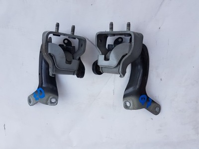 Audi q7 петля крышки задняя правый фото №1