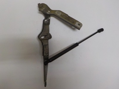 Lancia thema - петля капот ліва фото №1