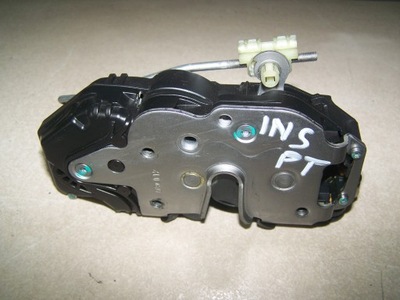 Opel insignia - замок правий задній фото №1