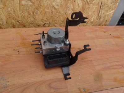 Renault clio iv 2015 1,5 dci насос abs 476001203r фото №1