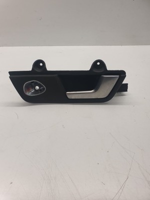 Ручка внутрішня права audi a4 b7 8e1837020f фото №1