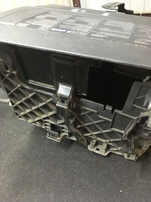 Основа корпус акумулятор renault megane iii фото №1