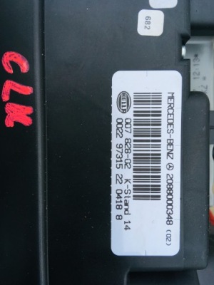 Помпа замка центрального mercedes w208 фото №1