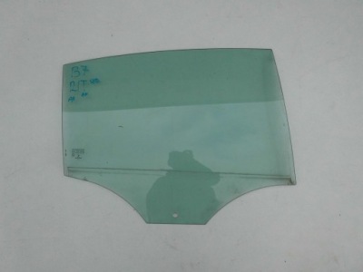 Скло двері vw passat b7 sedan 2015r. права задня фото №1