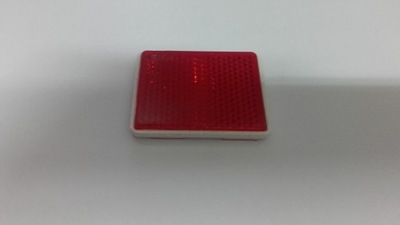 Отражатель красный 39x48 przyklejany lublin фото №1