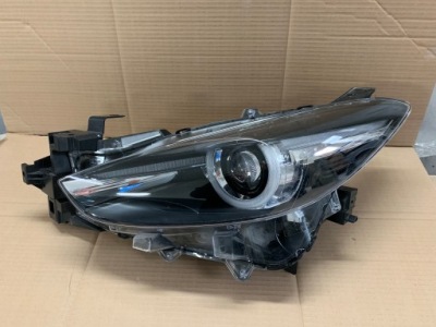 Mazda 3 3 рестайлинг  16-18 левая фара full led фото №1